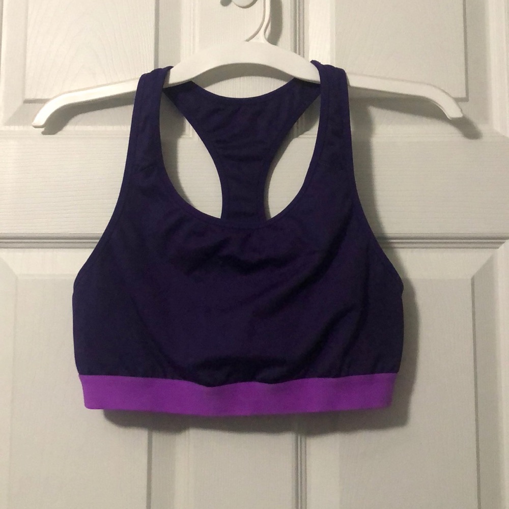 Sports bra